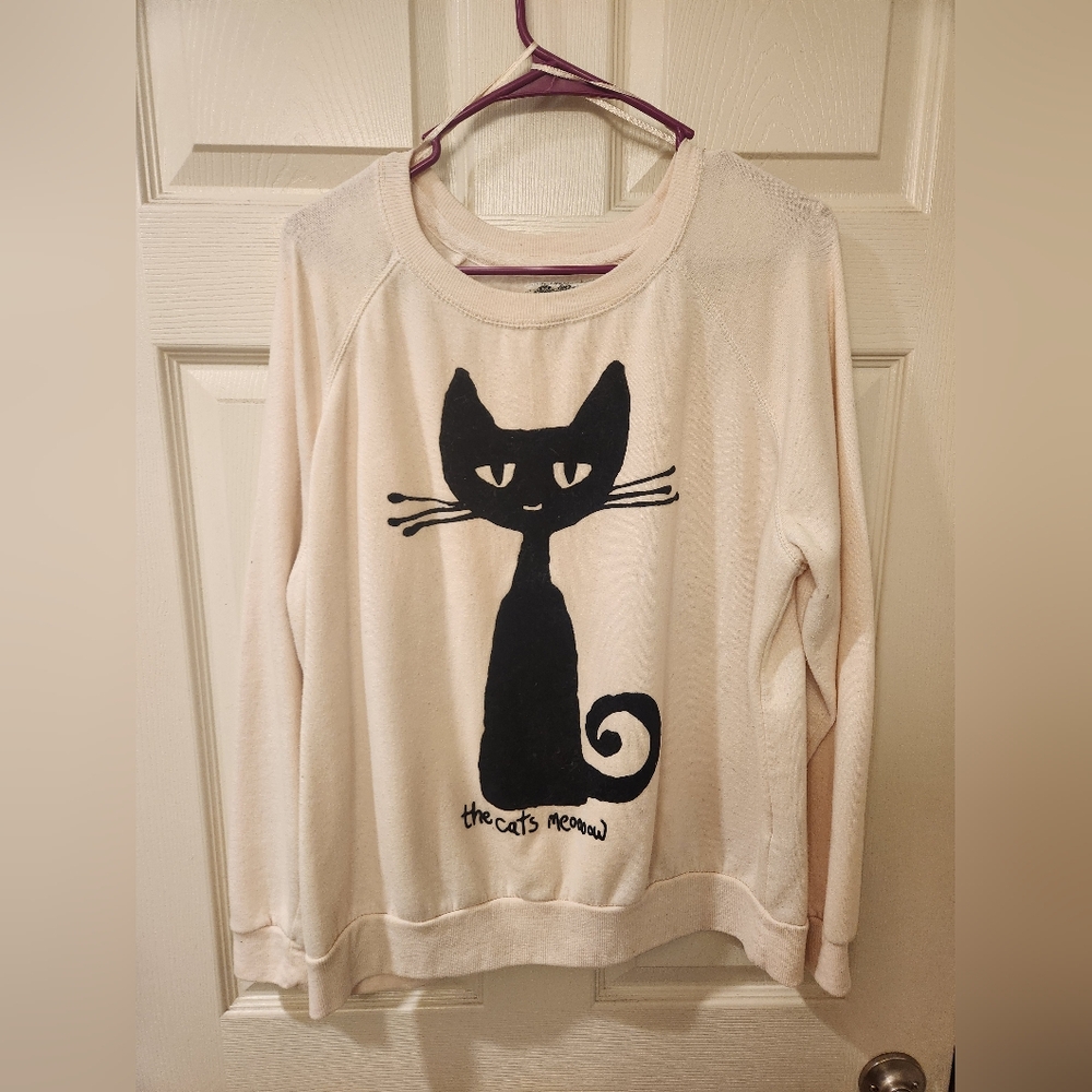 New Look The Cat's Meow Cream Sweatshirt